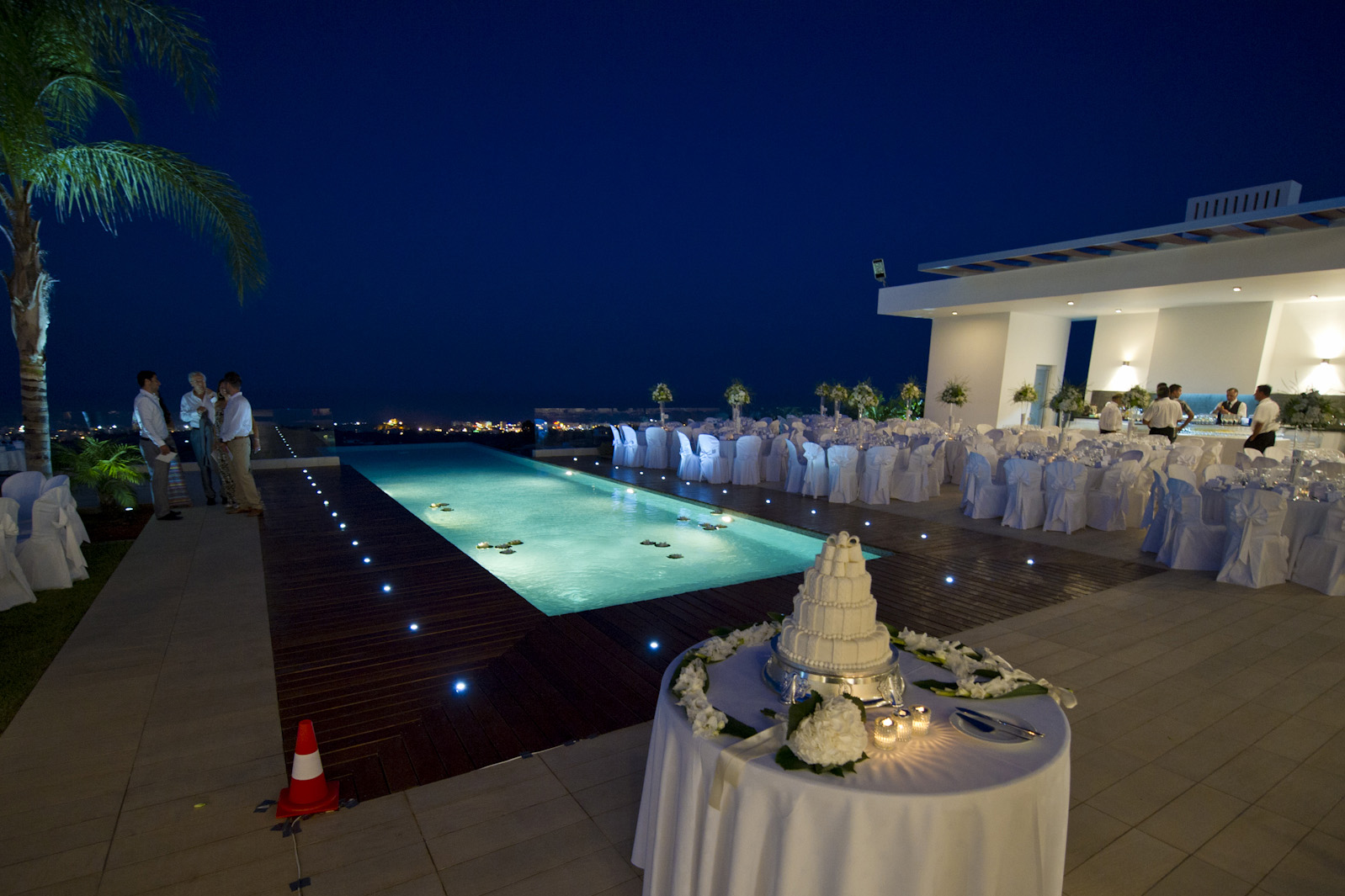 Book your wedding day in Bay View Villa